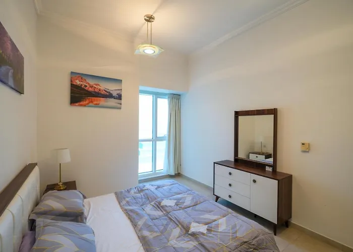 Incredible 2Br With Burj Khalifa View & Balcony