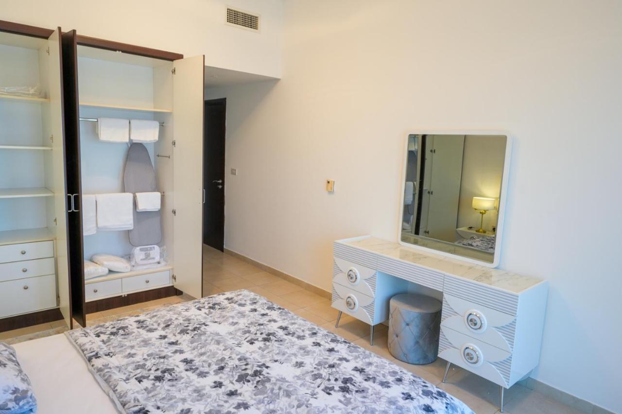 Incredible 2br With Burj Khalifa View & Balcony Appartamento *